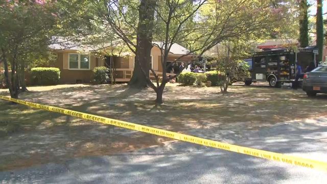 Police, FBI search Fayetteville home linked to missing people