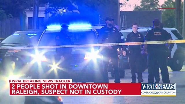 2 people shot in downtown Raleigh, suspect not in custody 