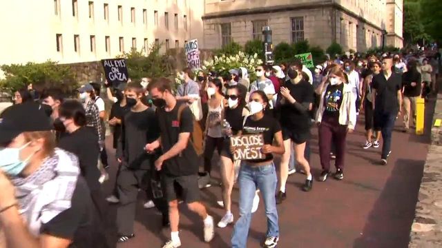 NC lawmakers push for regulations around protesters wearing masks, blocking roads