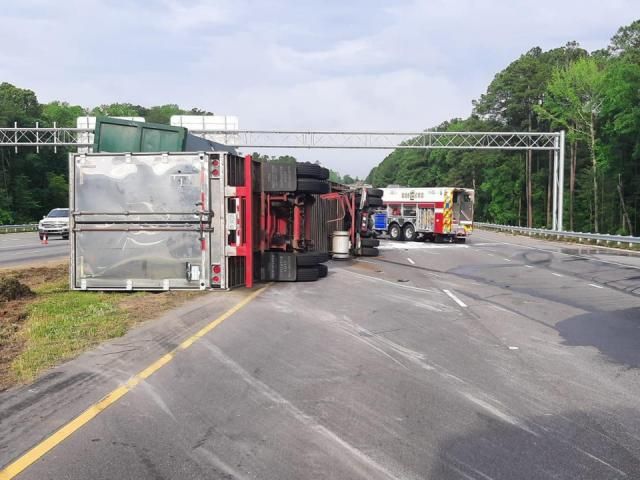 Tractor-trailer overturns after crash with garbage truck on Raeford Road in Fayetteville – WRAL News