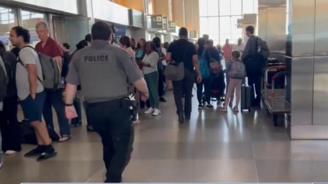 Delays at RDU security lines on busy travel weekend