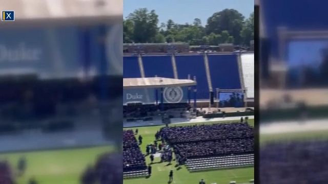 Nearly three dozen students walk out on Jerry Seinfeld's Duke graduation speech