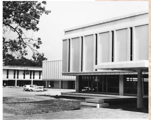 UNC wants to renovate iconic meeting space, 'The Pit' on campus