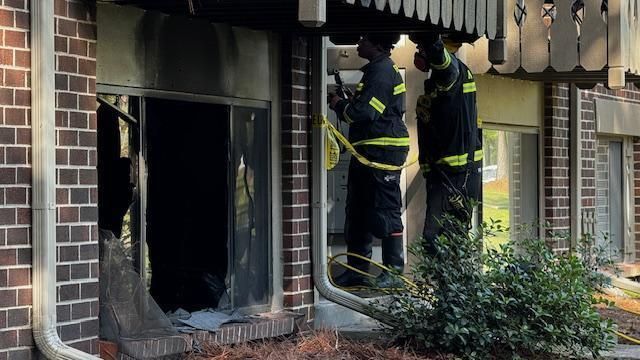 Seven people rescued from 3-story apartment fire in Fayetteville