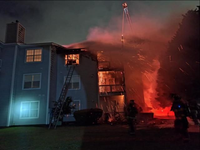 Crews battle massive fire at Fayetteville apartment complex near ...