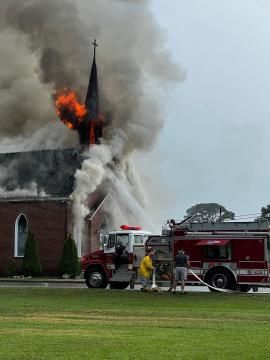 Firefighters respond to Wilson County church fire