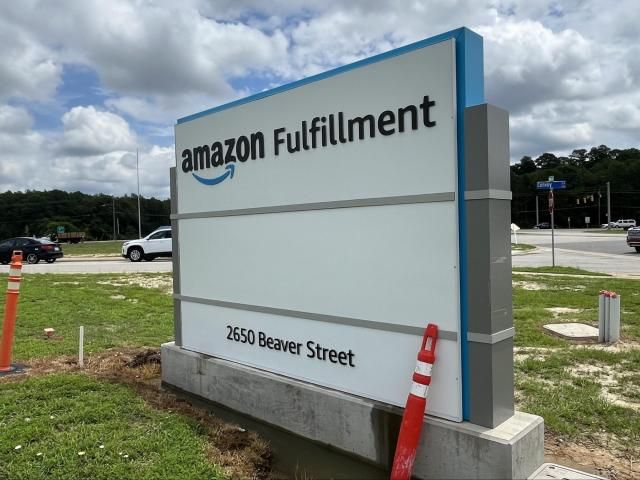 New Amazon facility opens in Fayetteville