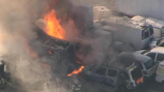 3259208-fire-DMID1-6495ty1bl-