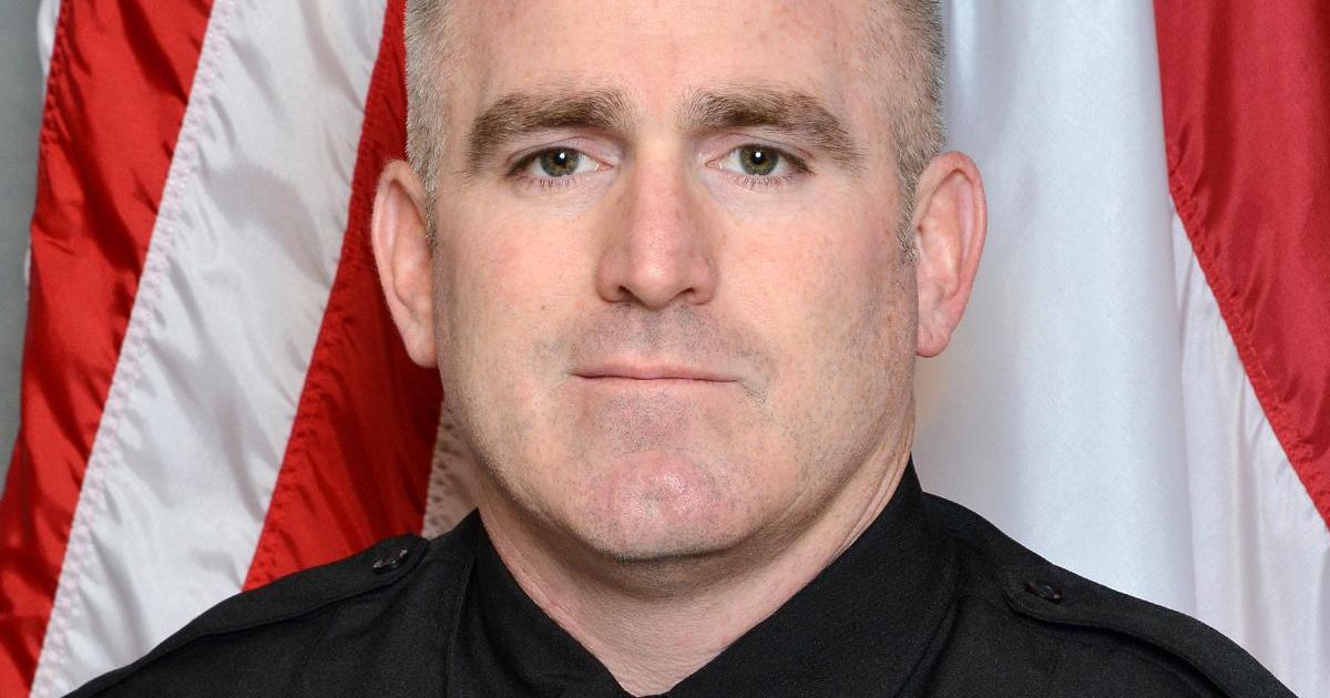 Man charged with murder of Greensboro police officer shot inside Food ...