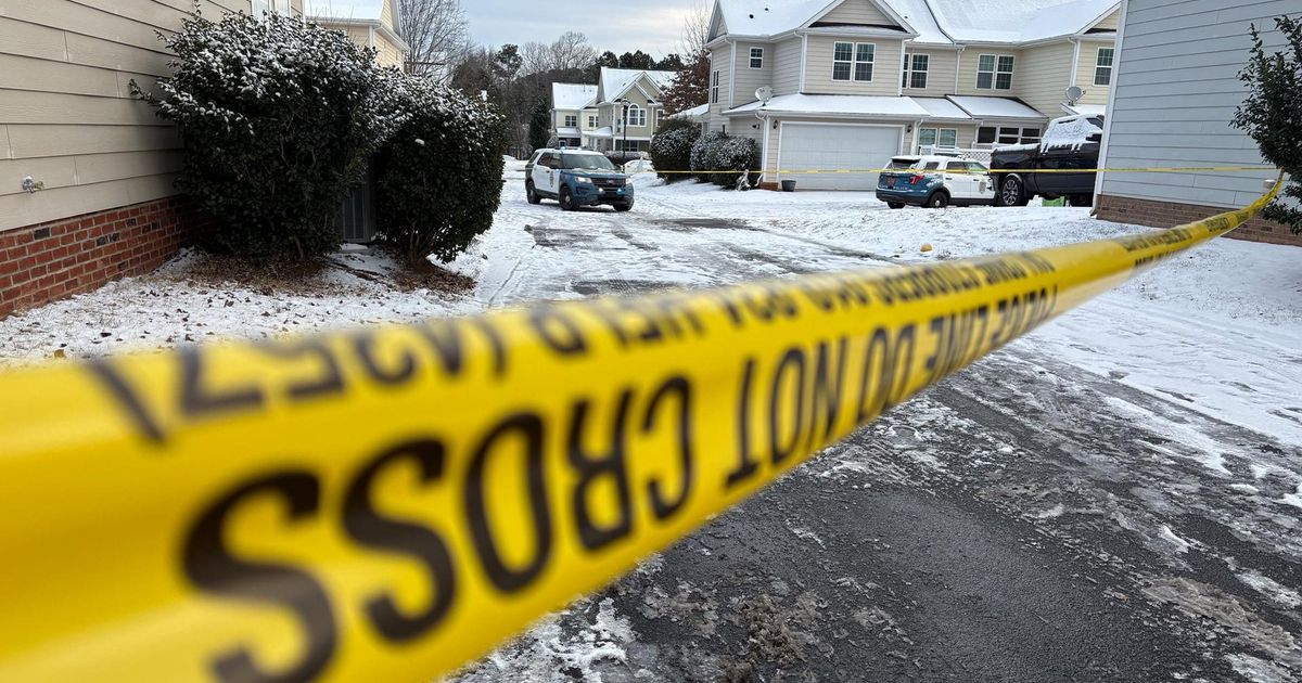 Raleigh police officer shot, two people dead after shootout in ...