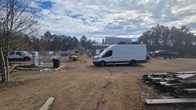 Researchers conduct studies near Chemours plant in Fayetteville (submitted photo)