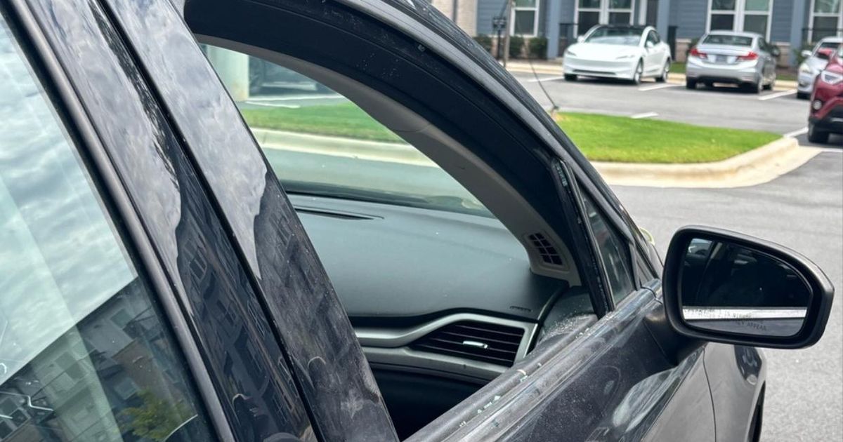 Juveniles in custody after car break-ins, crashes in Apex and Cary ...