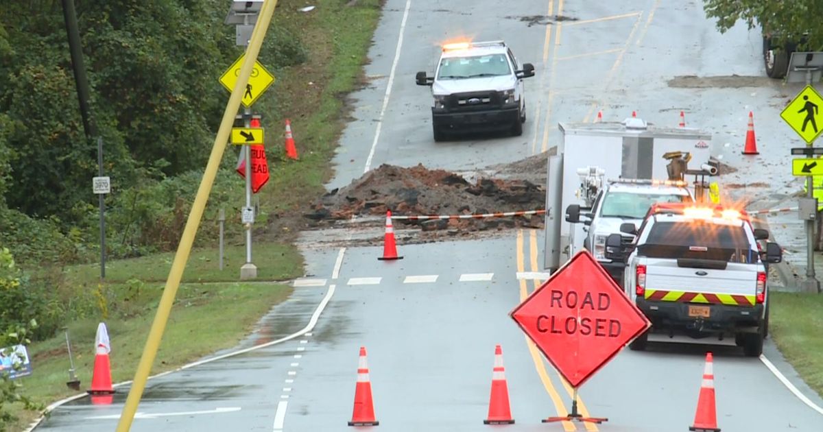 Water main break closes stretch of Blue Ridge Road in Raleigh, could ...