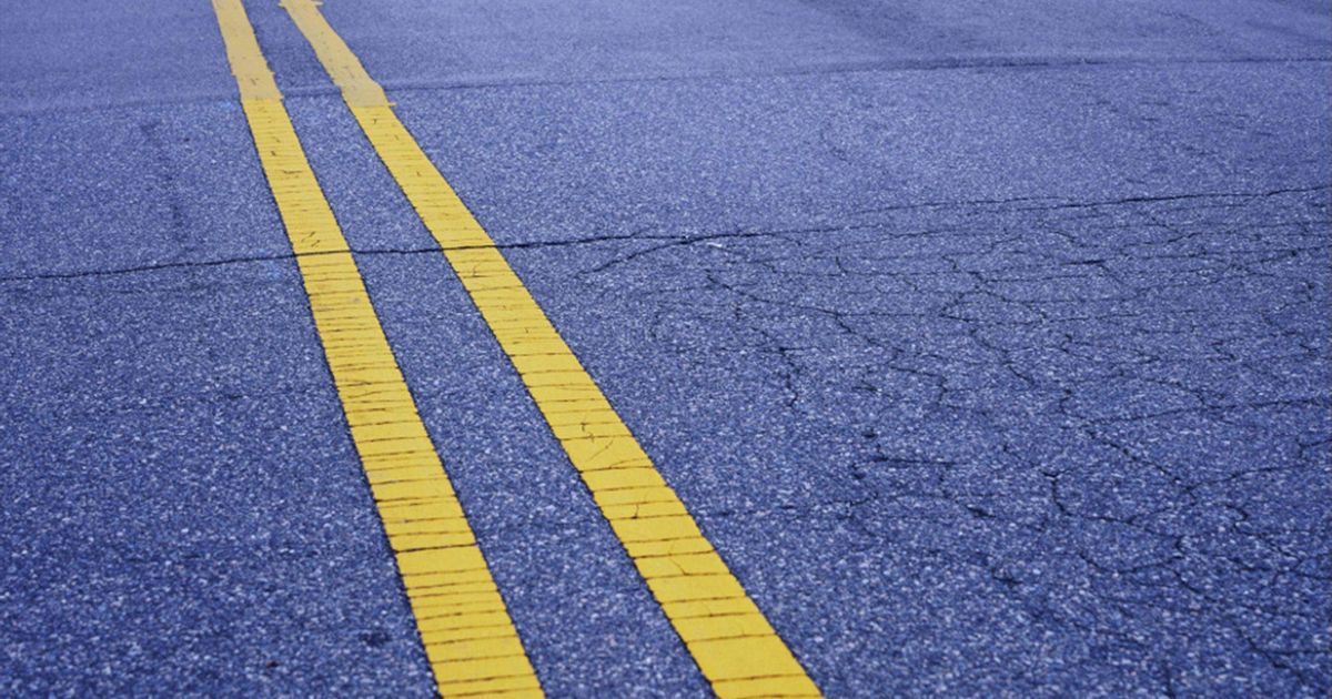 Crash closes all lanes of I-85 south in Durham near Red Mill Road