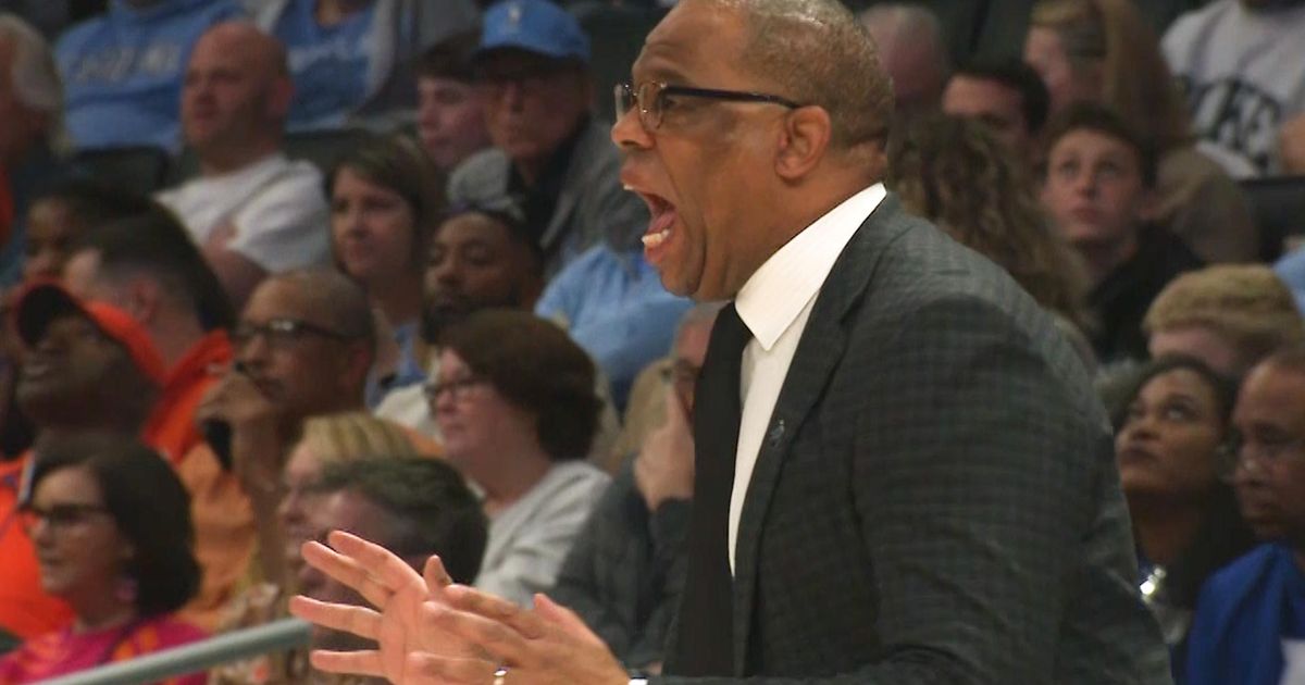 What’s next for Hubert Davis after UNC’s NCAA Tournament meltdown