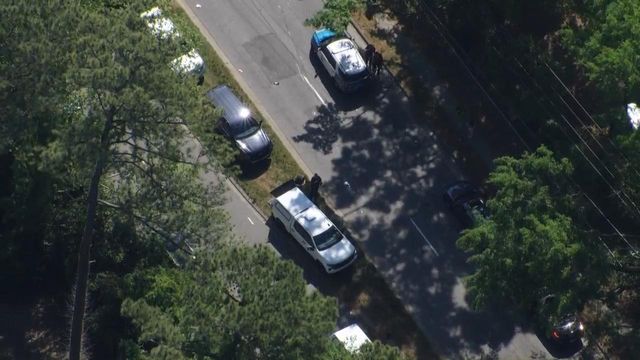 Sky5: Three active scenes and a large police presence at North Raleigh Food Lion
