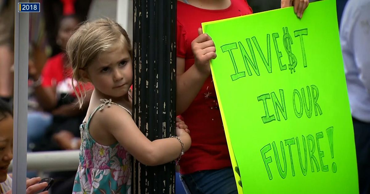 Last-minute school closures for rally leave parents scrambling