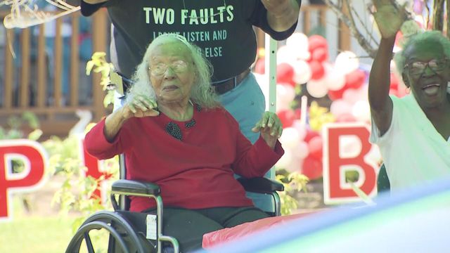 Drive-by parade celebrates 105th birthday of Holly Springs' oldest resident