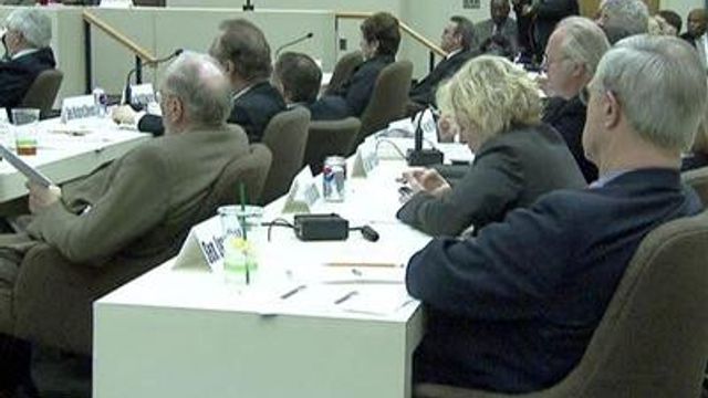 Lawmakers hear more on stimulus plan