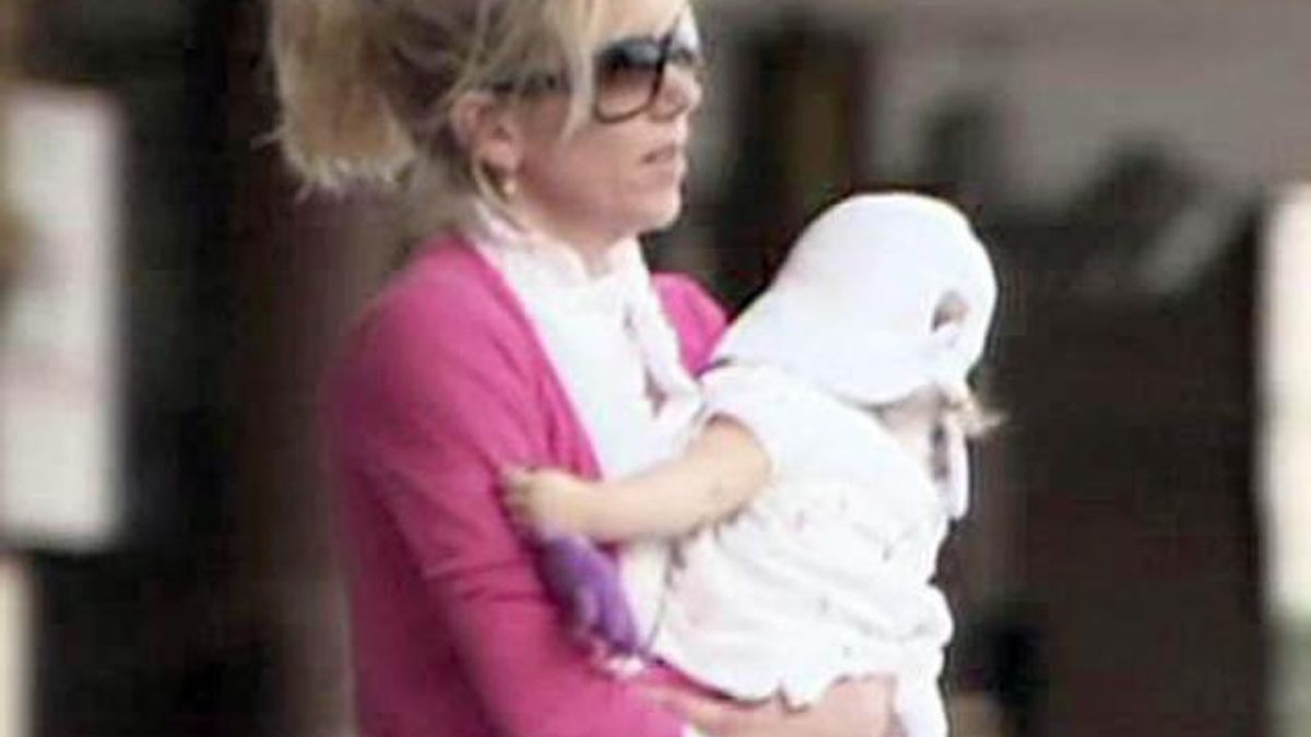 Rielle Hunter leaves federal courthouse