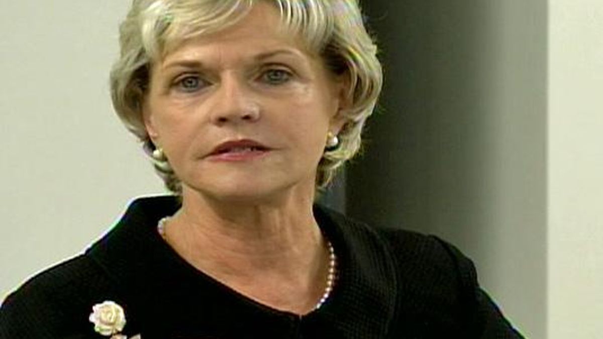 Governor Bev Perdue