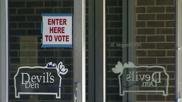 Duke trying to help students get to poll for early voting