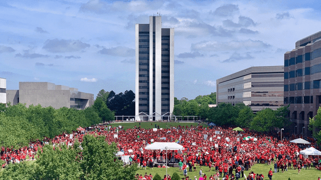 Did teachers and supporters fill Halifax Mall during May rally?