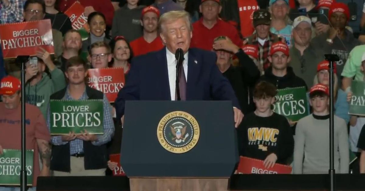 As voters see clouds over the economy, Trump gives sunny forecast in North Carolina