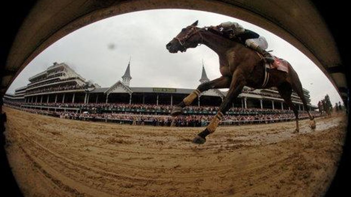 APTOPIX Kentucky Derby Horse Racing