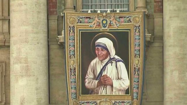 Thousands flock to Rome for canonization of Mother Teresa 