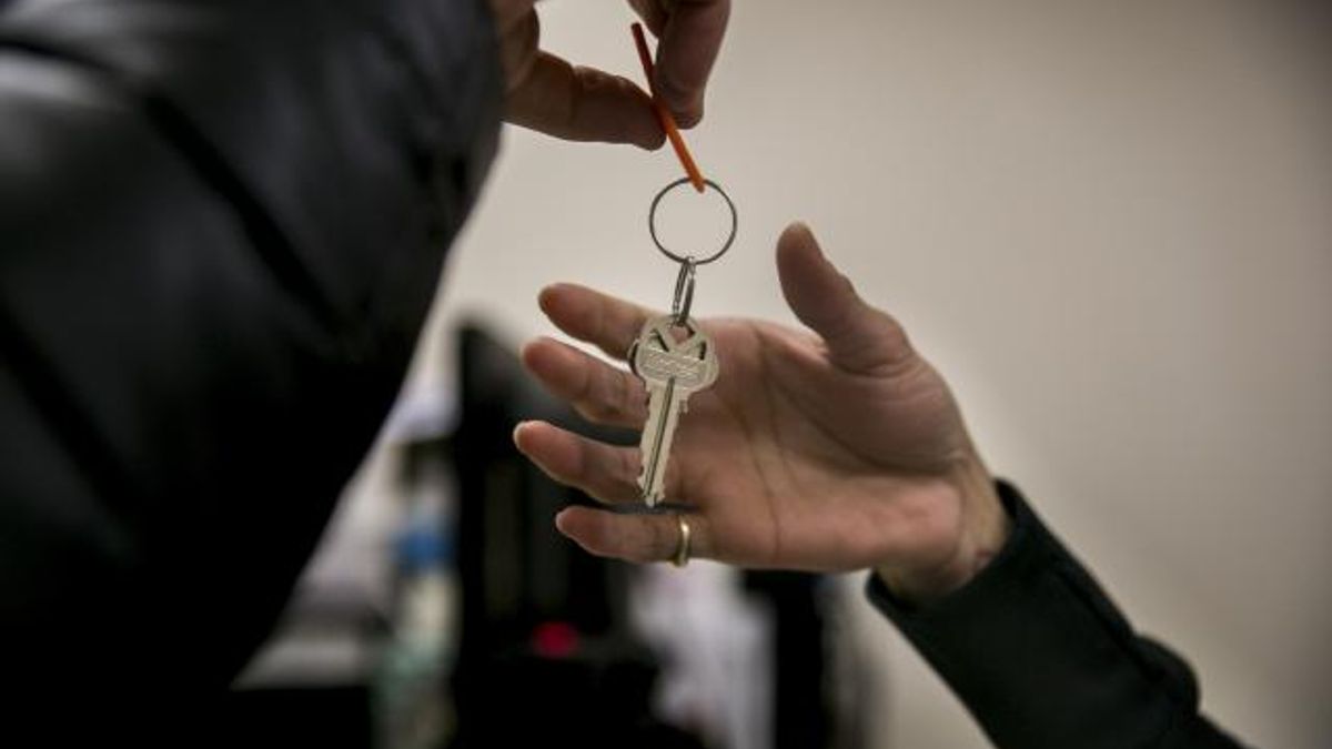 Homelessness, Step by Step