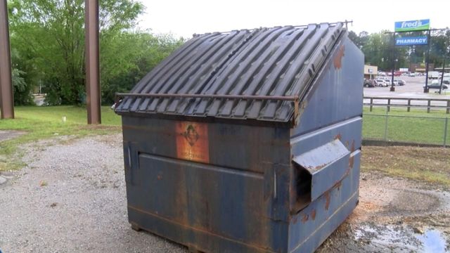 Man sleeping in dumpster rescued from garbage truck