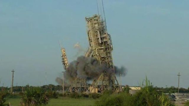 Raw: Launch towers imploded at Cape Canaveral