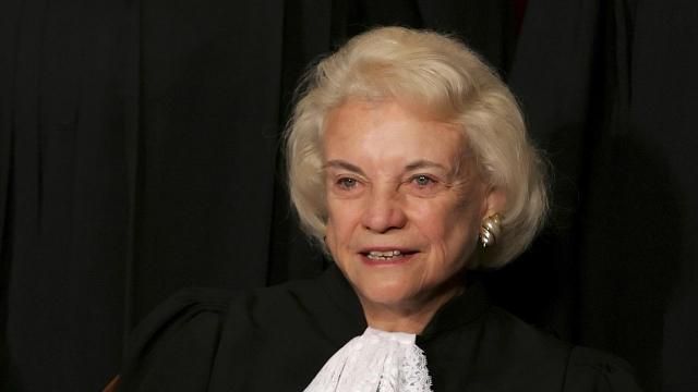 FILE -- Justice Sandra Day O'Connor, at the Supreme Court in Washington, Oct. 31, 2005. O’Connor, the first woman to serve on the U.S. Supreme Court, disclosed that she had dementia and would withdraw from public life in a letter to the public on Oct. 23, 2018. (Doug Mills/The New York Times)