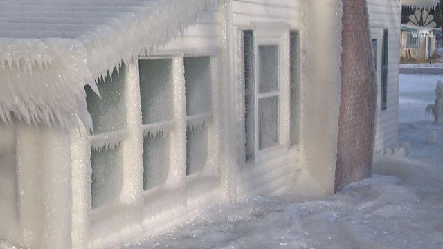 Wow! Family finds Lake Ontario cabin frozen solid