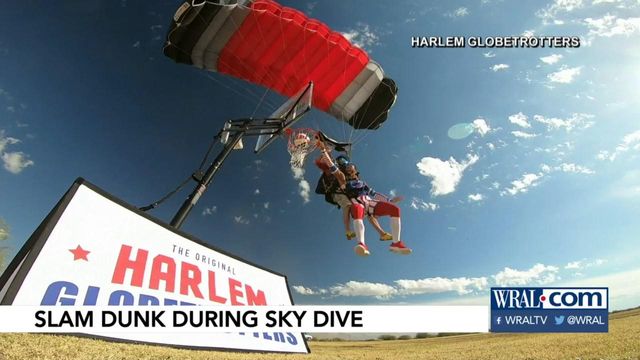 Harlem Globetrotters' member pulls off amazing dunk after sky diving