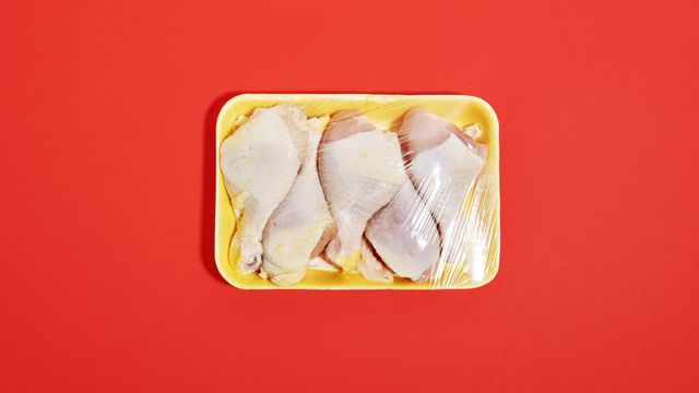 5 tips for properly handling raw chicken 