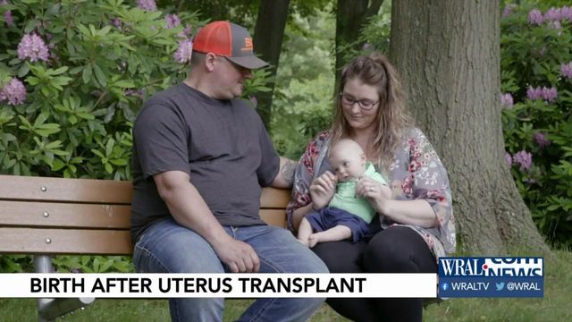 Second woman gives birth after uterus transplant