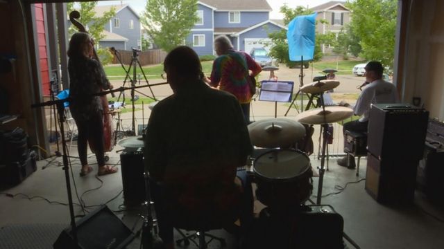 Garage concerts ease quarantine blues