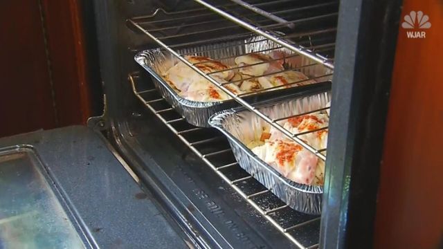 Lasagna mommas helping feed families in need