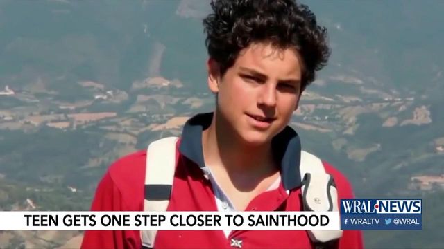 Teen catches attention of Pope, could be headed toward sainthood