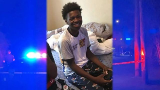 4 Fla. officers on leave after shooting teen at traffic stop