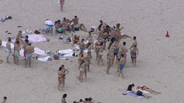 Students flock to south Florida beaches for spring break