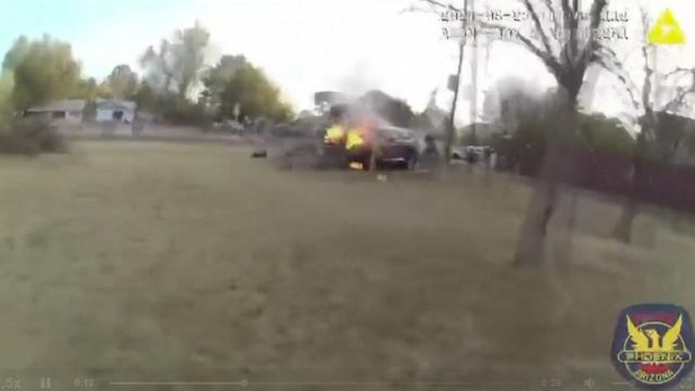 Driver pulled from burning car in Arizona 