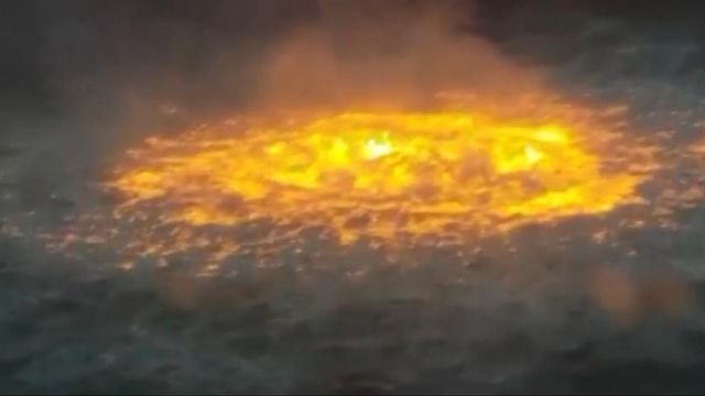 Must see: Flames boil in the Gulf of Mexico 