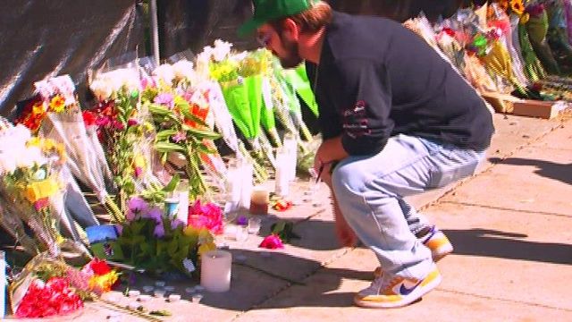 Makeshift memorial created for those killed in Astroworld tragedy