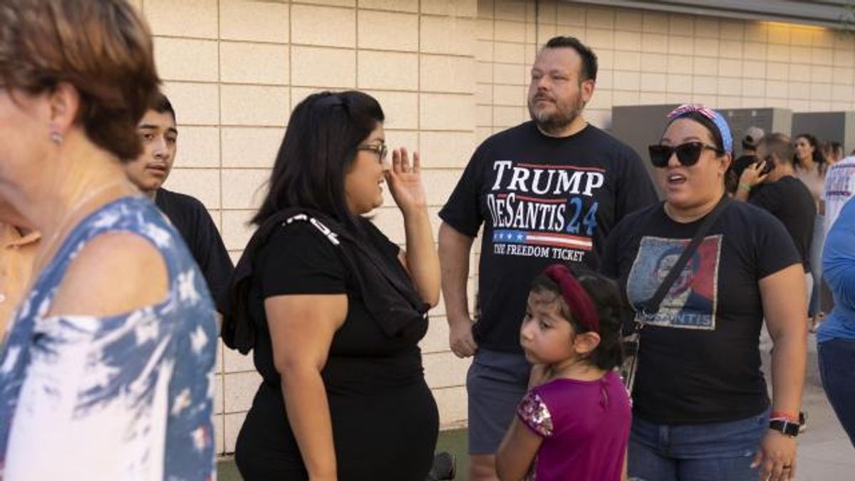 DeSantis, Eyeing 2024, Seeks Alliances With the Trump-Backed Far Right