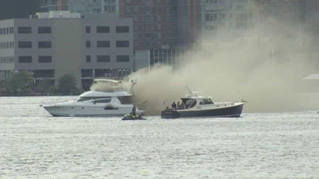 Good Samaritan rescues passengers from flaming boat along Hudson River