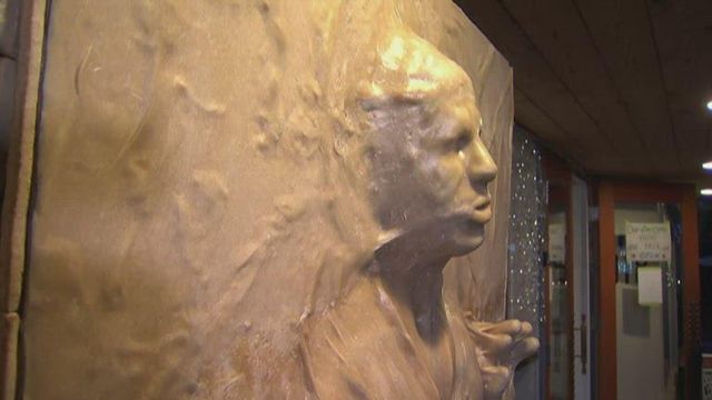 Mother-daughter bakery completes Han Solo sculpture out of bread