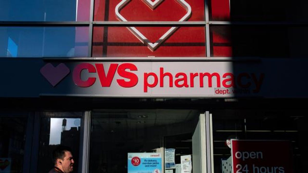 CVS and Walgreens Near $10 Billion Deal to Settle Opioid Cases